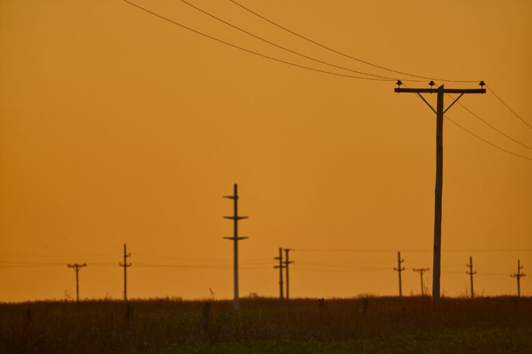 Why Outdoor 11 kV VCB Panels Are Vital for Safe & Reliable Medium-Voltage Power Distribution